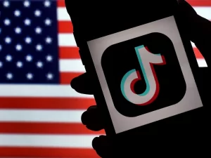 Google và Apple cấm TikTok