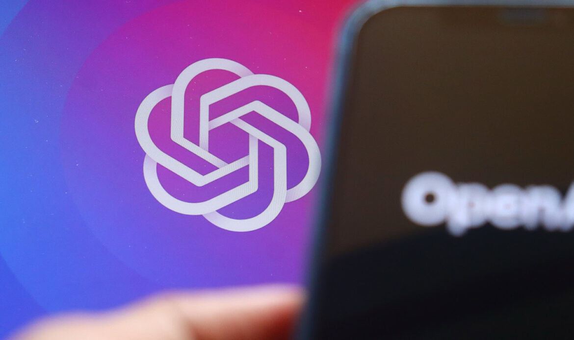 ChatGPT đạt gần 700 triệu người dùng hàng tuần